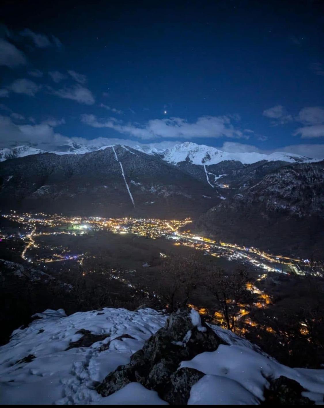 Beau T3 Place Parking, Vue Degagee Proche Centre Bagnères-de-Luchon 外观 照片